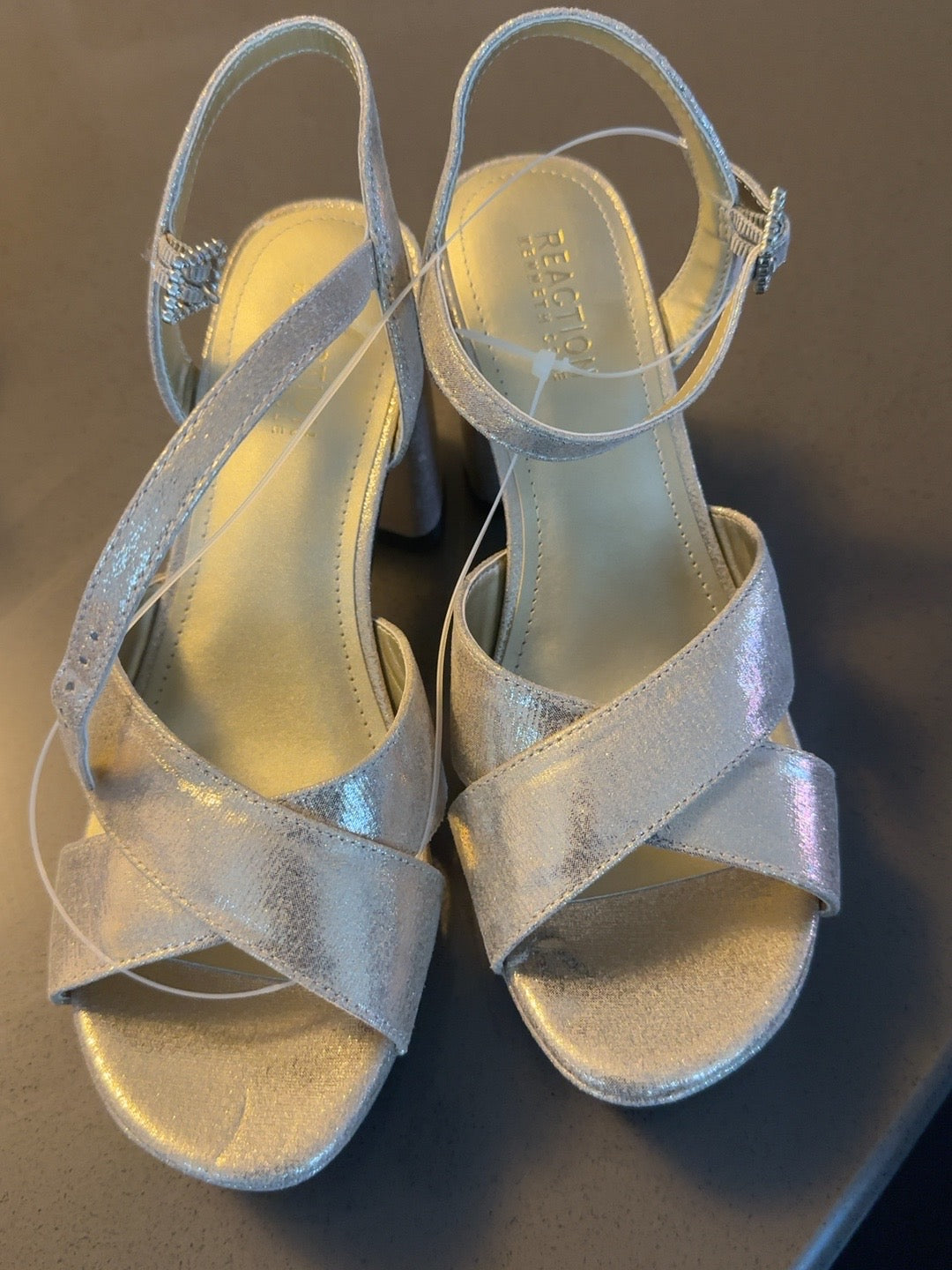 Kenneth Cole Reaction Women’s Silver Platform Block-Heel Sandals – Size 7.5
